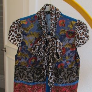 Alice & Olivia top size small NWT